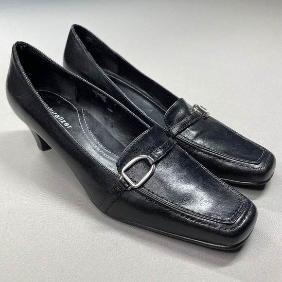 Naturalizer Shoes Womens 7 black leather janna kitten heels slip on classic - Picture 1 of 12